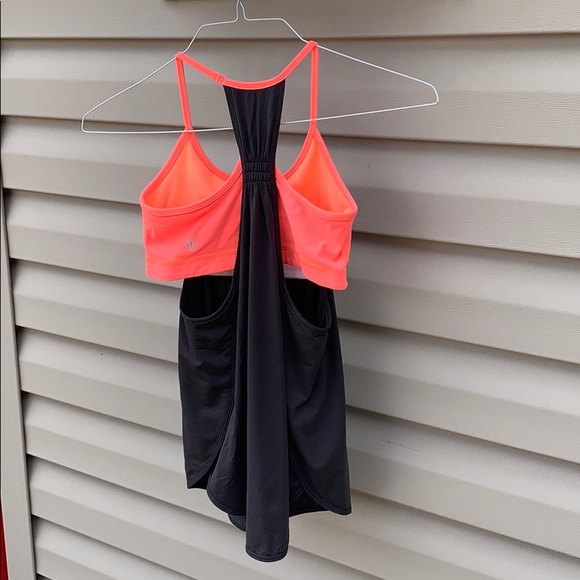Lululemon Razorback tank top - Size 4 - Picture 2 of 6